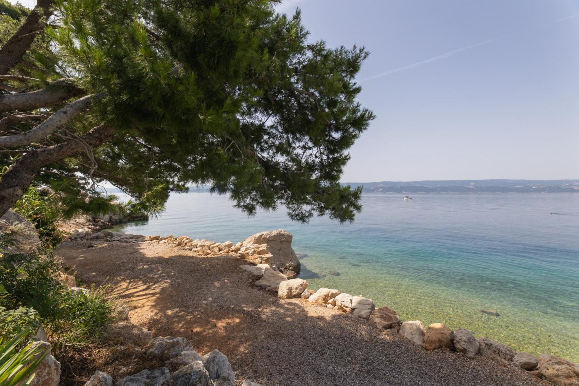Hotel Saint Hildegard Omiš Eksteriør billede